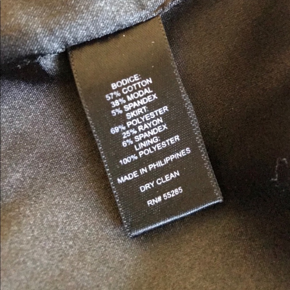 Express dress - Picture 7 of 7